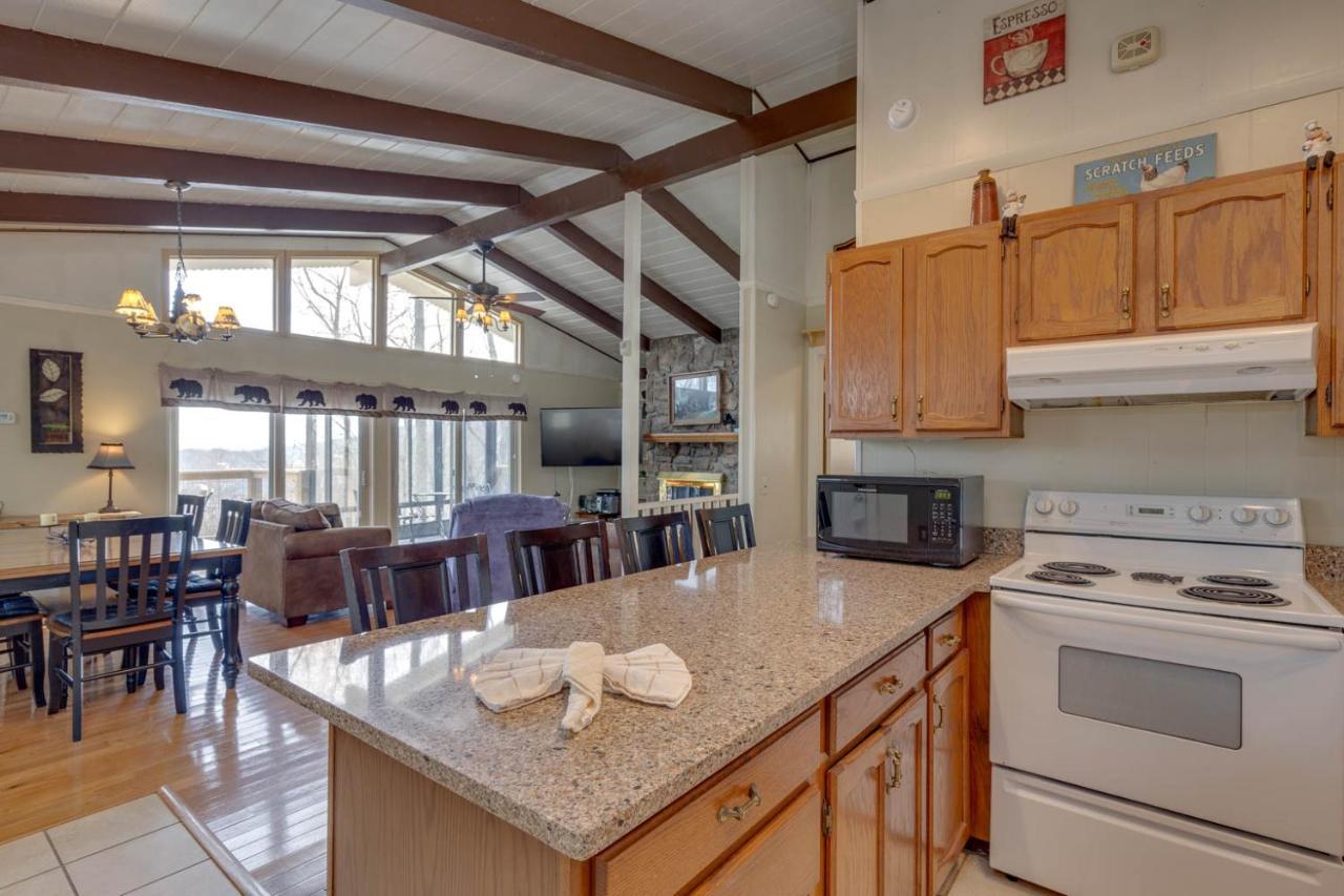 Bear View Chalet, 3 Bedroom, Pool, Pets, Arcades, Wifi, Hot Tub, Sleeps 12 Gatlinburg Exterior foto